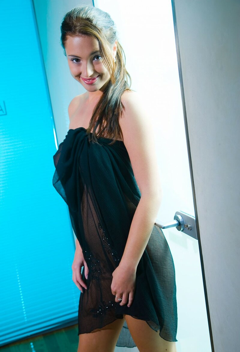 Мила, 34 года, 1 размер груди