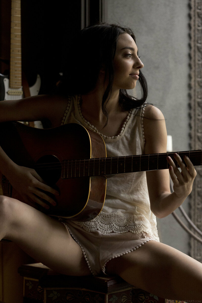 Людмила, 40 лет, 0 размер груди