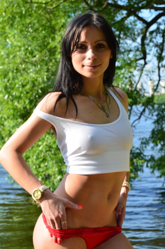 Софа, 22 года, 1 размер груди